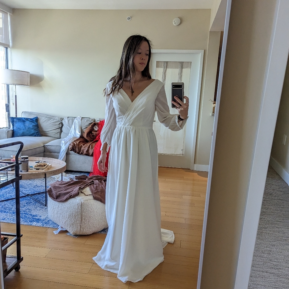 Size 2 ivory long sleeve wedding dress